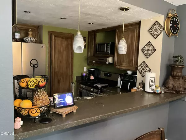 Oxnard, CA 93030,1406 Gina Drive