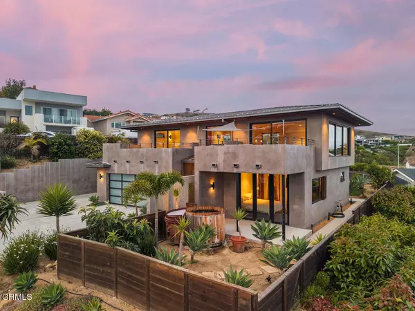 Ventura, CA 93003,572 Skyline Road