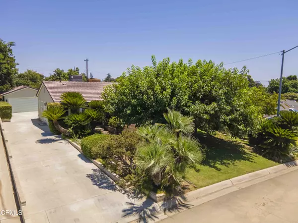 1817 Los Robles Drive, Bakersfield, CA 93306