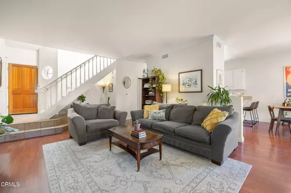 Saugus, CA 91390,28802 Raintree Lane