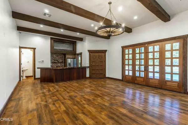 Bakersfield, CA 93314,17340 Legend Oaks Lane