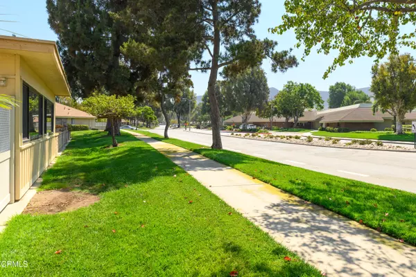 Camarillo, CA 93012,11204 Village 11
