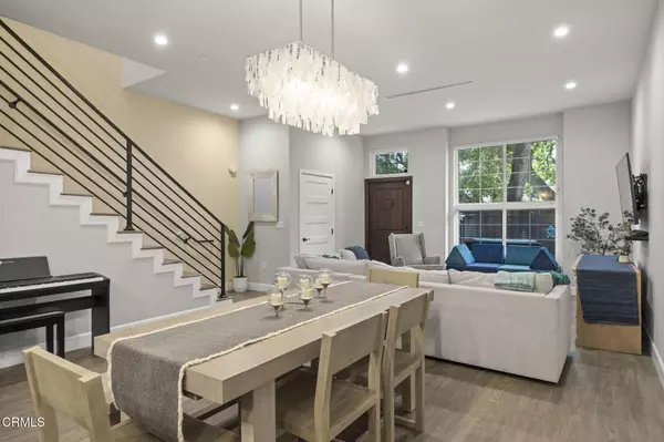 Thousand Oaks, CA 91362,3236 Royal Oaks Drive