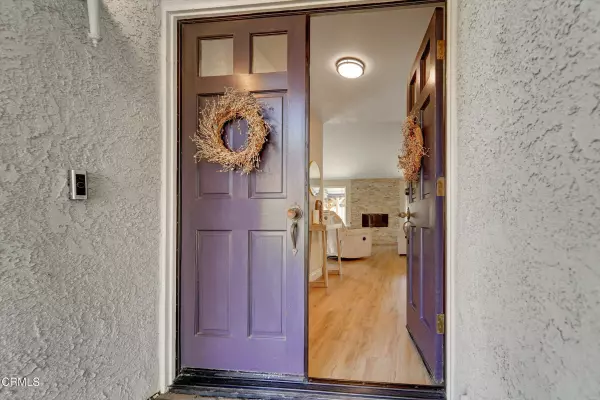 Santa Paula, CA 93060,1718 Cherry Hill Road
