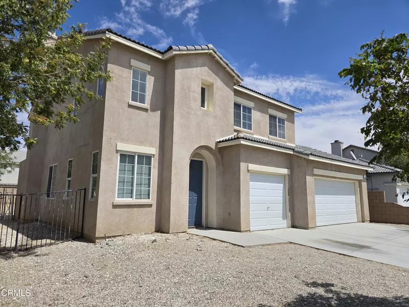 2301 East Newgrove Street, Lancaster, CA 93535