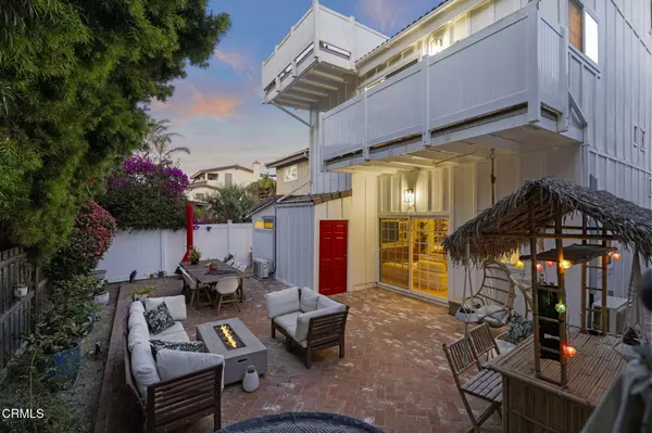 Ventura, CA 93001,999 Waterbury Lane