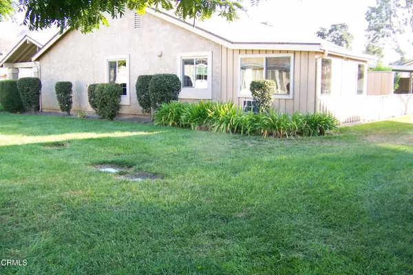 37203 Village 37, Camarillo, CA 93012