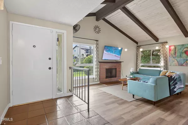 Camarillo, CA 93010,51 Calle Escalon