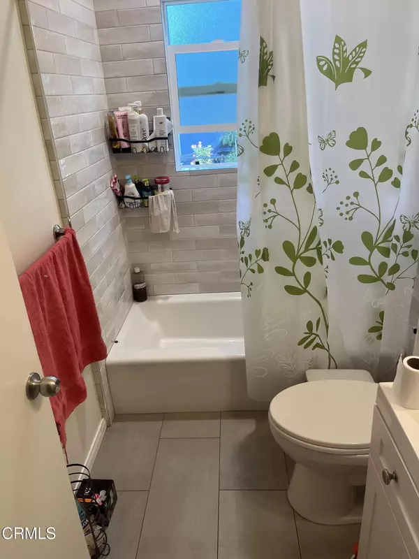 Thousand Oaks, CA 91360,163 Houston Drive