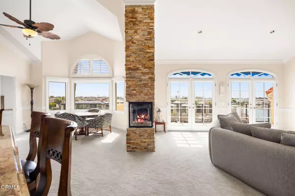 Oxnard, CA 93035,4252 Harbour Island Lane