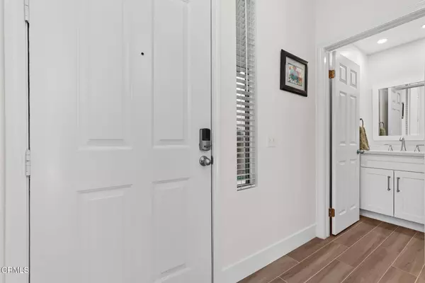 Simi Valley, CA 93065,596 Fenwick Way