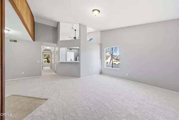 Camarillo, CA 93012,1277 Calle Bonita