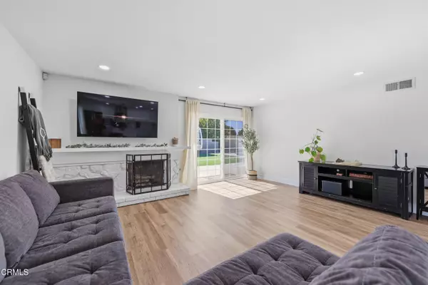 Camarillo, CA 93010,2104 Dunnigan Street