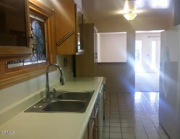 Oak View, CA 93022,401 Burnham Road