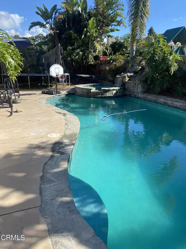 Oxnard, CA 93036,1510 Holly Avenue