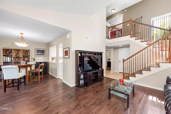 Ventura, CA 93003,926 Sandberg Lane