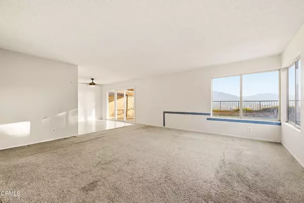 Camarillo, CA 93012,5174 Laurel Park Drive