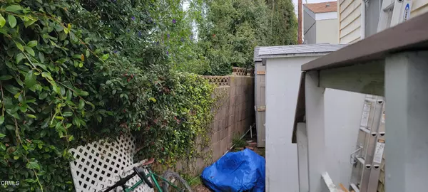 Goleta, CA 93117,7465 Hollister