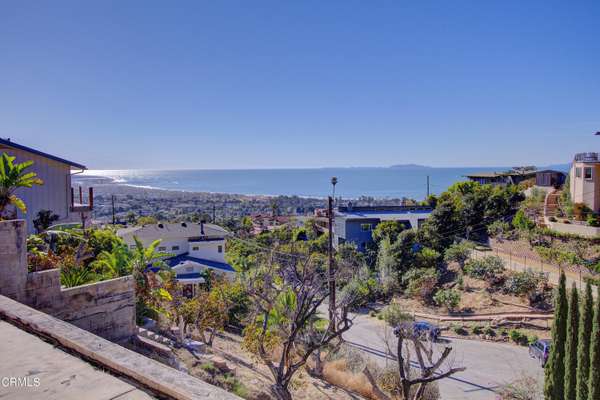 498 Manzanita Avenue, Ventura, CA 93001