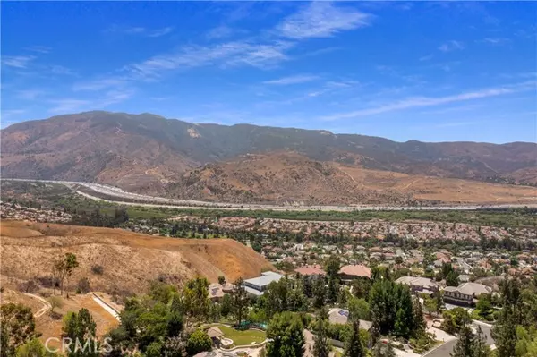 Yorba Linda, CA 92887,5480 Kodiak Mountain Drive