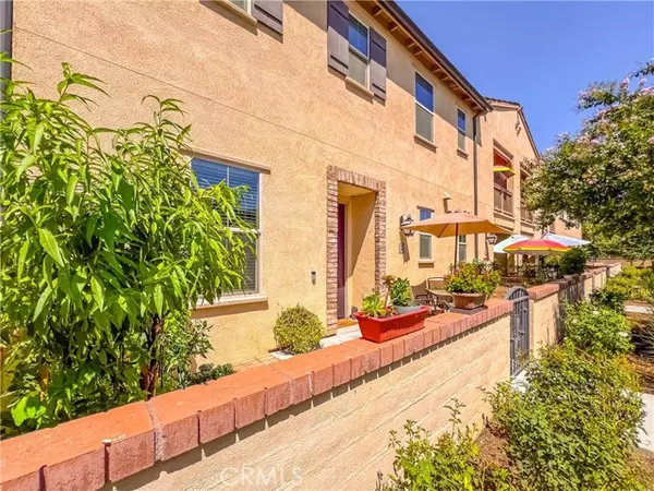 Ontario, CA 91762,4171 South Cardinale Privado