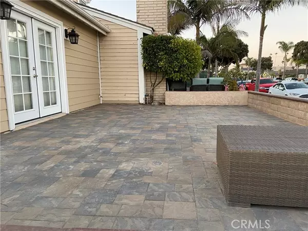 Huntington Beach, CA 92648,501 17th Street