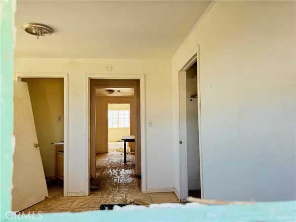 29 Palms, CA 92277,81118 Screech Owl Road