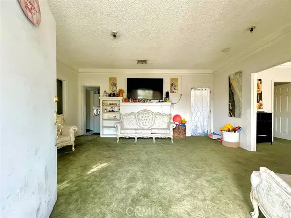 Glendale, CA 91205,611 East Acacia