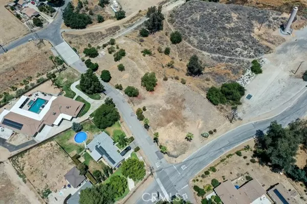 Grand Terrace, CA 92313,21894 Vivienda Avenue