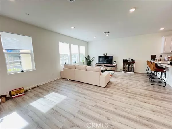 Ontario, CA 91761,4058 East Coronado Privado