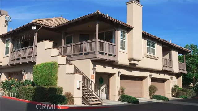 Tustin, CA 92782,13356 Savanna