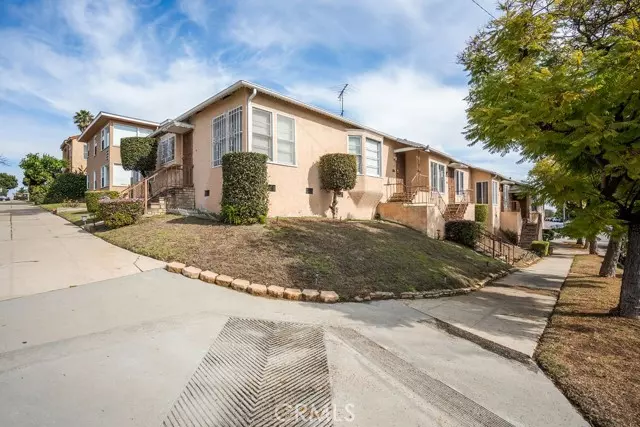 Windsor Hills, CA 90043,4479 West 61st Street