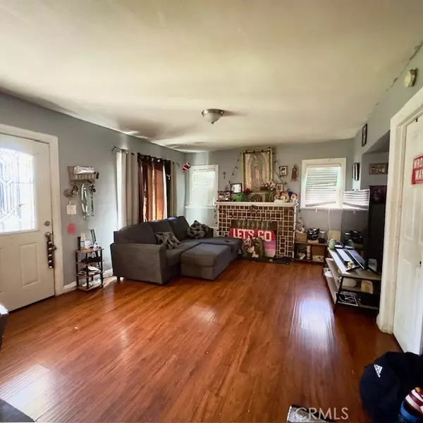 Pasadena, CA 91106,615 North Mentor Avenue