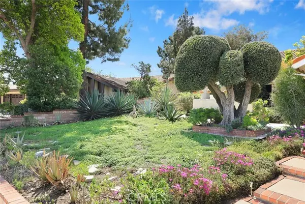 CA 91342,13771 De Garmo Ave