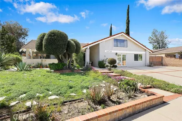 CA 91342,13771 De Garmo Ave
