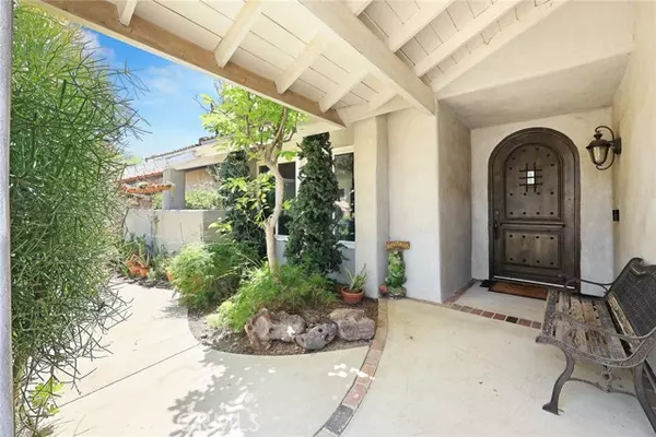 CA 91342,13771 De Garmo Ave