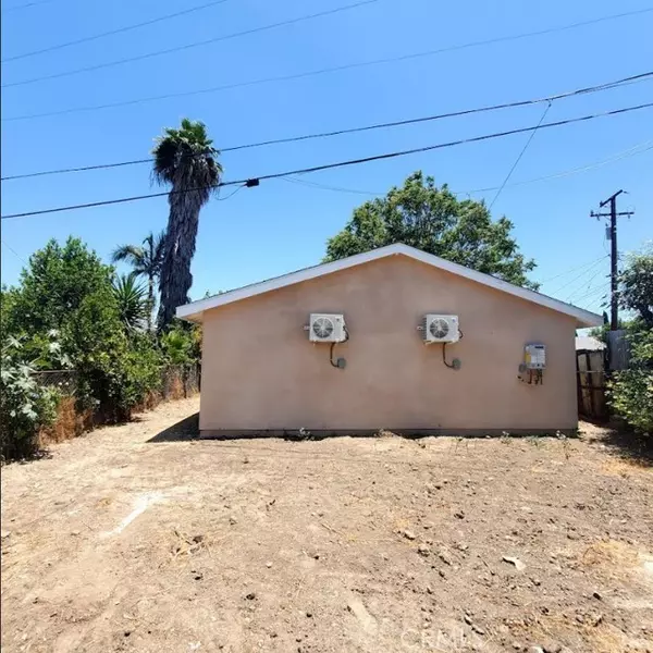 Pico Rivera, CA 90660,4739 Ivy Street