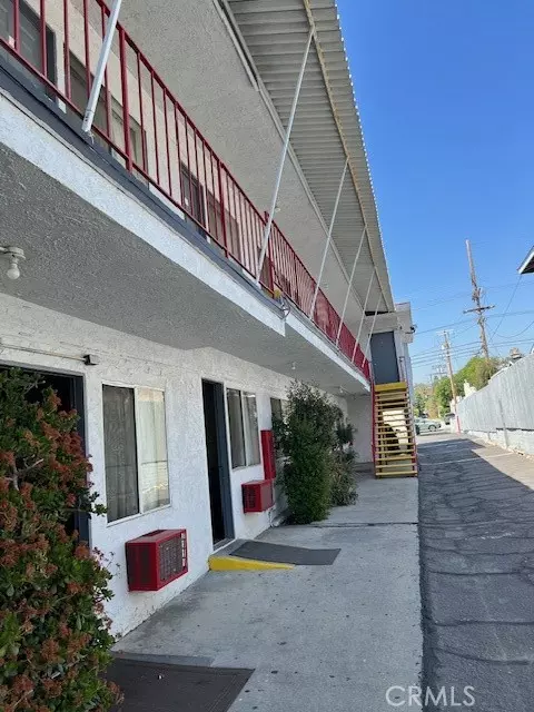 Los Angeles, CA 90042,4721 Lincoln Avenue