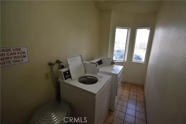 Inglewood, CA 90302,604 Venice Way
