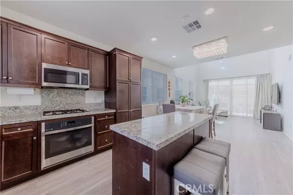 Eastvale, CA 92880,14533 Verona Place