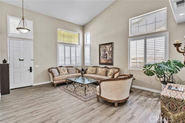 Corona, CA 92882,2517 Macbeth Avenue