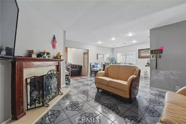 Sylmar, CA 91342,14276 Aztec Street