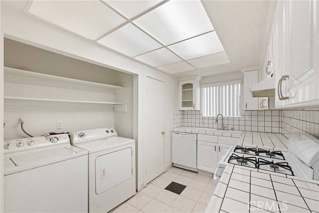 Glendale, CA 91203,333 Burchett Street