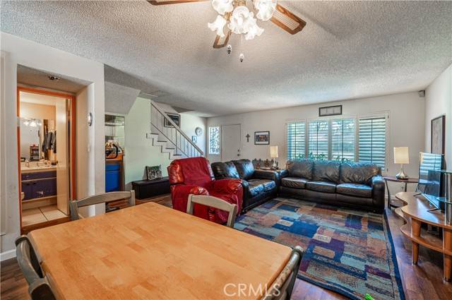 Northridge, CA 91324,9739 Reseda Boulevard
