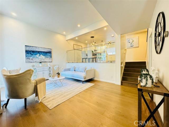 Marina Del Rey, CA 90292,4723 La Villa Marina