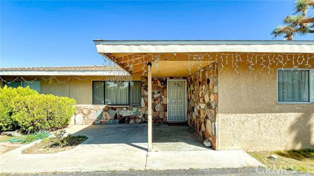 7411 Joshua Ln, Yucca Valley, CA 92284