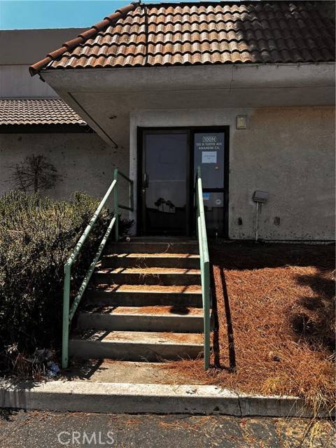 Anaheim, CA 92807,100 North Tustin Avenue