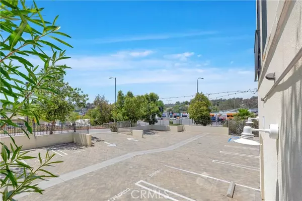 Los Angeles, CA 90032,4671 Huntington South Drive