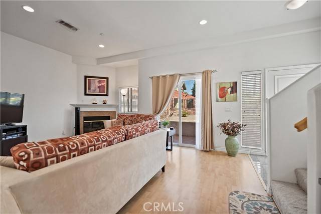 San Gabriel, CA 91776,123 Dewey Ave