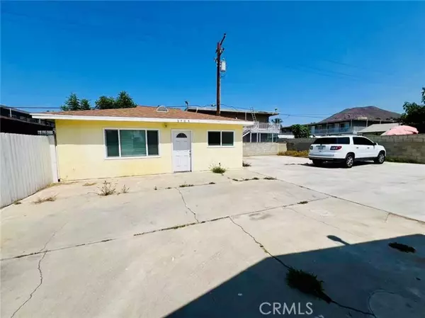 3705 Pioneer Dr, Jurupa Valley, CA 92509